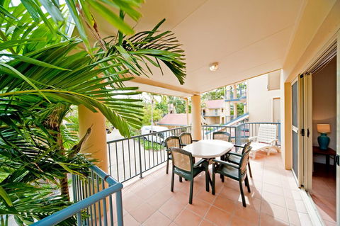 At Beach Court Holiday Villas - Sydney 4u 2