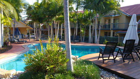 At Beach Court Holiday Villas - Sydney 4u 1