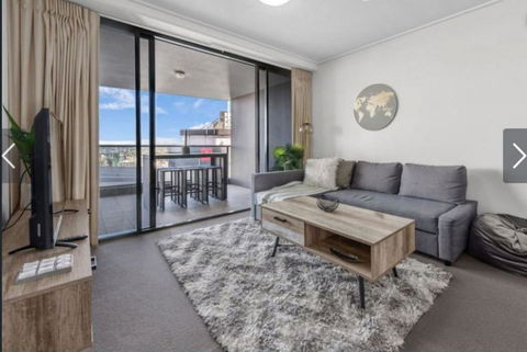 AU1 - Long Stay W Balcony RiverViews Fast WiFi - Sydney 4u 0