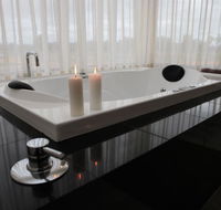 Aurora Cottages Bush Retreat - Sydney 4u
