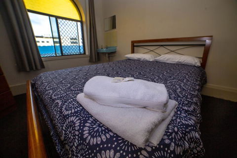 Australian Hotel - Sydney 4u 1