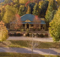 Autumn Beauty - Cottage 3 - Sydney 4u