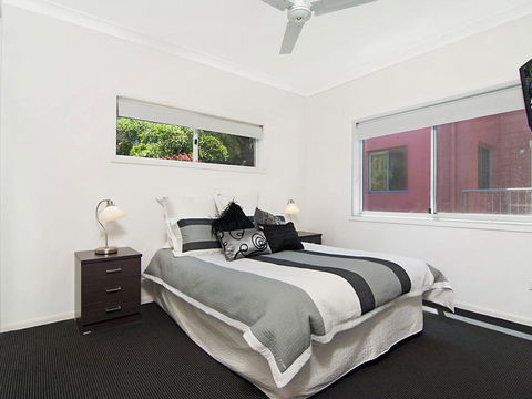 Avalon 3 - Views To Die For - Across The Road From Convent Beach - Sydney 4u 1