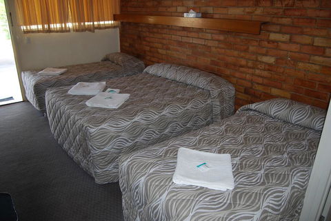Avocado Motor Inn - Sydney 4u 2