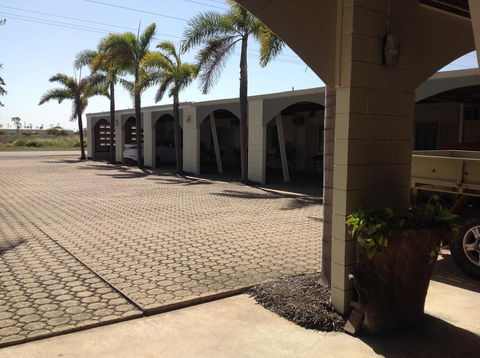 Ayr Max Motel - Sydney 4u 1