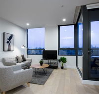  Green-hoodStunning 2 bedrooms Aptparkville - Accommodation Sydney