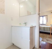 B8 Cafes Resturants UWA close to SCGH - Sydney 4u