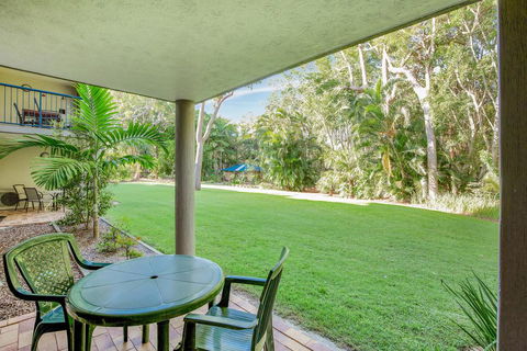 Baden 35 - Rainbow Shores, Walk To Beach, Pools, Tennis Court - Sydney 4u 2