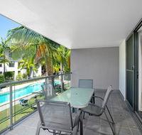 Baden 77 - Rainbow Shores Pools Outdoor Spa Walk to Beach - Sydney 4u