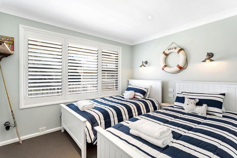 Bagnall Avenue, 1 - Sydney 4u 3