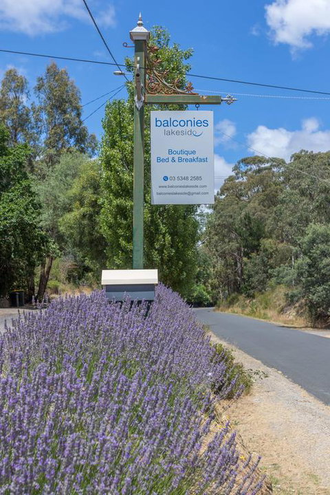 Balconies Lakeside - Accommodation Sydney 3
