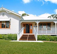Ballogie Lodge - a quality timeless retreat - Sydney 4u