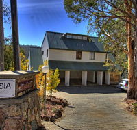 Banksia 2/35 Townsend Street - Sydney 4u