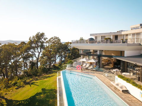 Bannisters Port Stephens - Sydney 4u 0