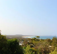 Barefoot 32 Skyline Crescent Crescent Head - Sydney 4u