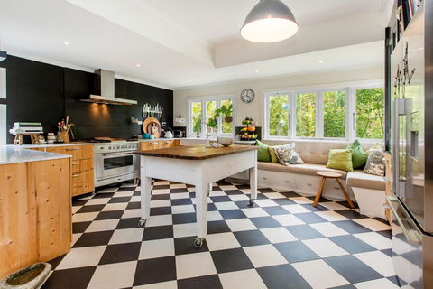 BARRIMA - SOMERS BEACH - Accommodation Sydney 3