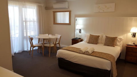 Bathurst Gold Panner - Sydney 4u 0