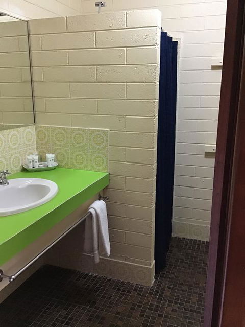 Bayview Motel - Sydney 4u 3