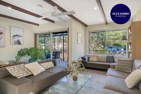 BEACH HOME ENCHANTED STAY CONNECT With NATURE - Accommodation Sydney 0