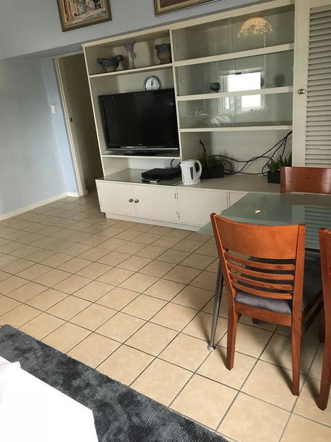Beach Hotel - Accommodation Sydney 3