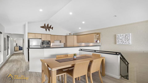 Beach House 72A Marine Drive - Fingal Bay - Sydney Resort 3