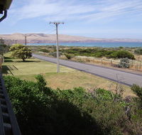 Beach House at Silver Sands - Sydney 4u