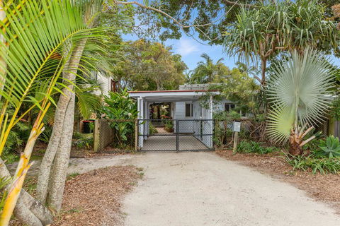 BEACH RETREAT - Sydney 4u 2