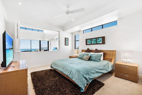 Beaches On Maroochy 1 Beach Parade - Accommodation Sydney 3