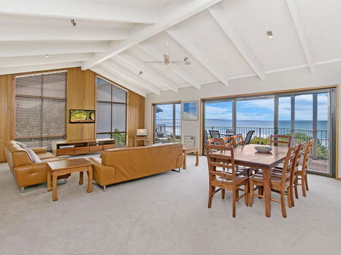Beachfront - Sydney 4u 1