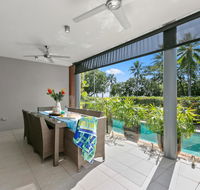 Beachfront Apartment with Ocean Views - Sydney 4u