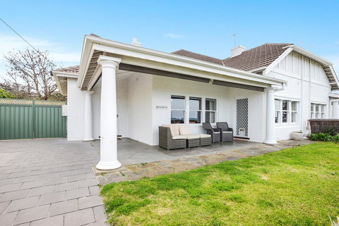 Beachfront Buena Vista - PetFriendly - Accommodation Sydney 1