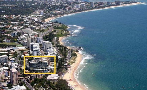 Beachfront Mooloolaba Apartment - Sydney 4u 0