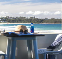 Beachfront One Mollymook - Sydney Resort