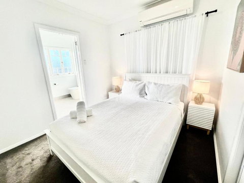 Renovated Queenslander - Upstairs 2km To Stadium - Sydney Resort 2