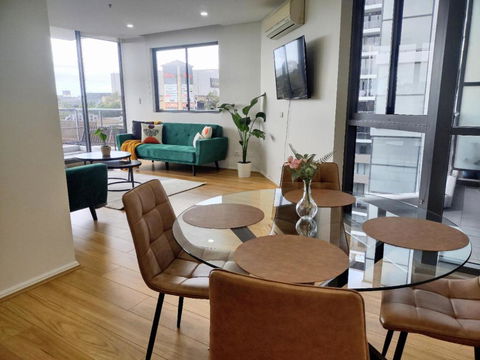 Resort Style 1 Or 2 Bedroom With Pool And Free Parking - Sydney 4u 1