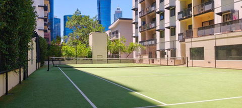 Resort-style Living In Perth CBD - 2X2 Apt - Sydney 4u 1