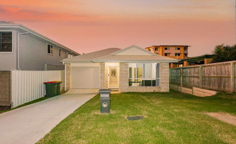 Redcliffe - Sydney 4u 3