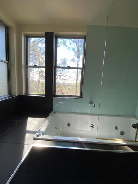 Redrock Retreat - Accommodation Sydney 3