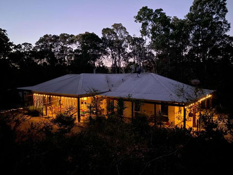 Redtail House - Carlotta - Sydney 4u 2