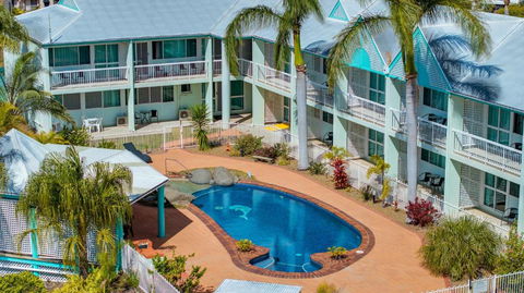 Reef Adventureland Motor Inn - Sydney 4u 3