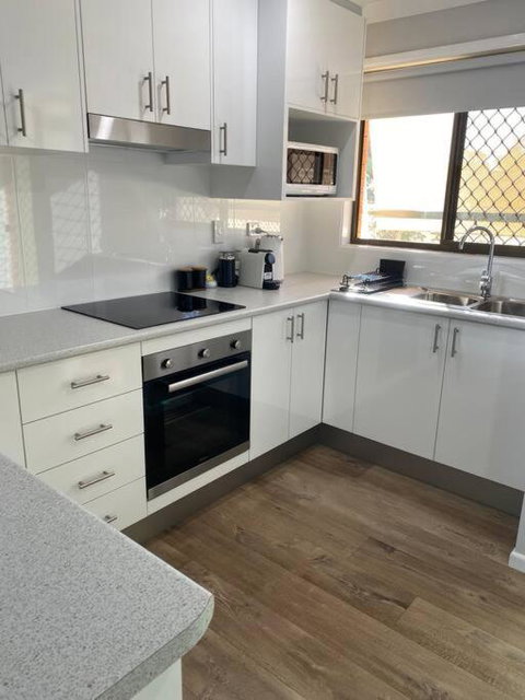 Relax On Ross - Accommodation Sydney 0