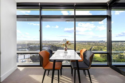 Relaxing Getaway In Olympic Park - Accommodation Sydney 2