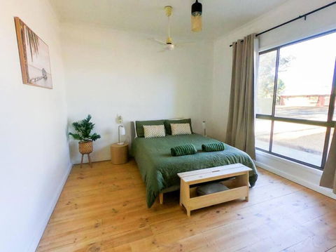 Renovated 3BD With Pool And Spa Bath - Accommodation Sydney 3