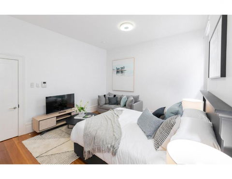 Renovated Studio In Bohemian Area Close To City - Sydney 4u 1