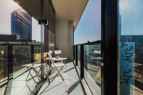 Resort Lifestyle Urban Apt - Pool, Gym, Sauna - Sydney 4u 1