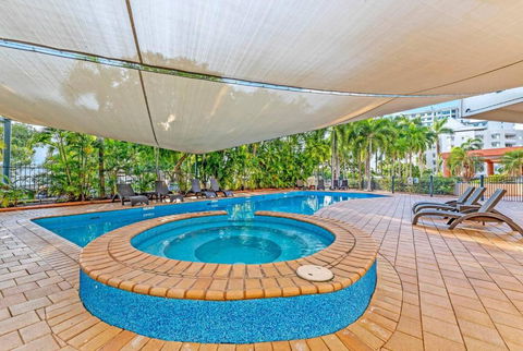 Resort Style King Pad With Sparkling Sea Views - Sydney 4u 1