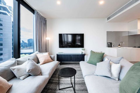 Resort Style Living 2 Bed Apt With Pool BBQ - Sydney 4u 0