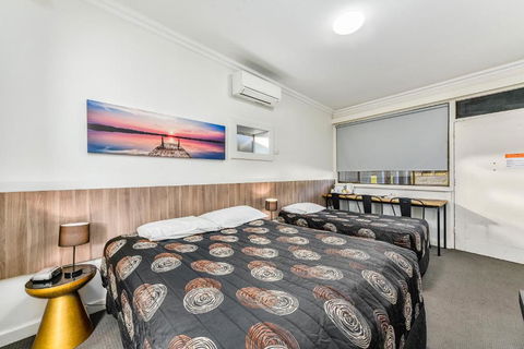 Rest Motels - Sydney 4u 1