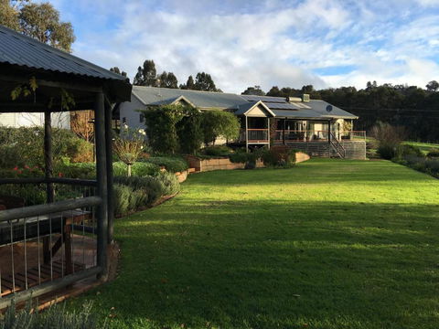 Rickaty On Blackwood - Accommodation Sydney 0