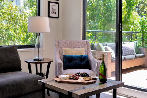 Rivergarden 3 Bedroom Apartment - Sydney 4u 2
